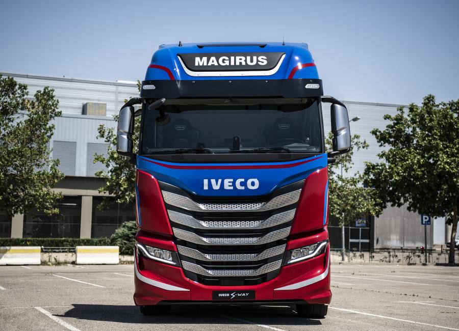  Iveco S-WAY Magirus Concept 2019 года  (фото 17 из 30)